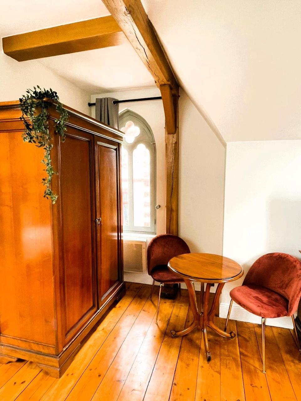 La Villa Bligny Etretat Ruang foto